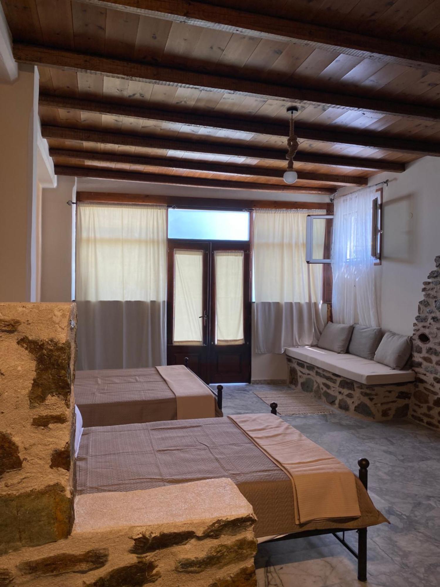 1924 Studios 4 Agios Petros  外观 照片